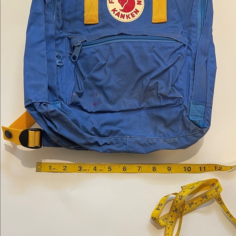 Fjallraven Kånken UnBlue and Yellow Backpack - Picture 4 of 8